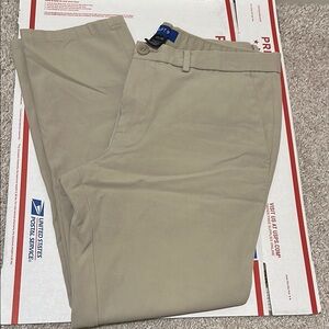 LIKE NEW Men's APT.9 tan slim fit pants size 34x30